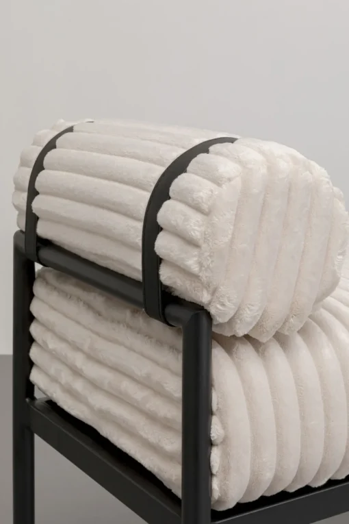 KARE Bank Tilly 140cm Online