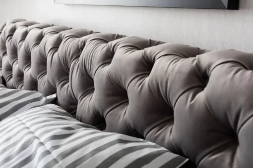 KARE Bett Desire Velvet Silbergrau 160x200 cm Clearance