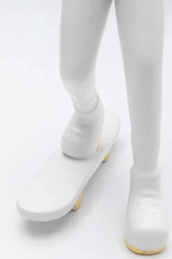 KARE Deko Figur Skating Astronaut Weiß 33cm Outlet
