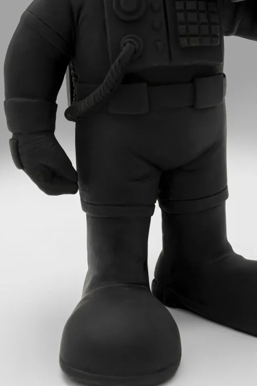KARE Deko Figur Welcome Astronaut Schwarz 27cm Outlet