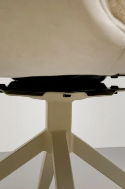 KARE Drehstuhl mit Armlehnen Hilla Weiß Online