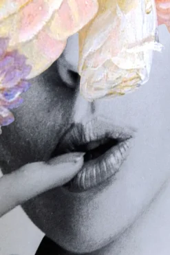 KARE Gerahmtes Bild Flower Lady Pastell 117x154cm Hot
