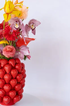 KARE Vase Strawberries Rot 24cm Sale